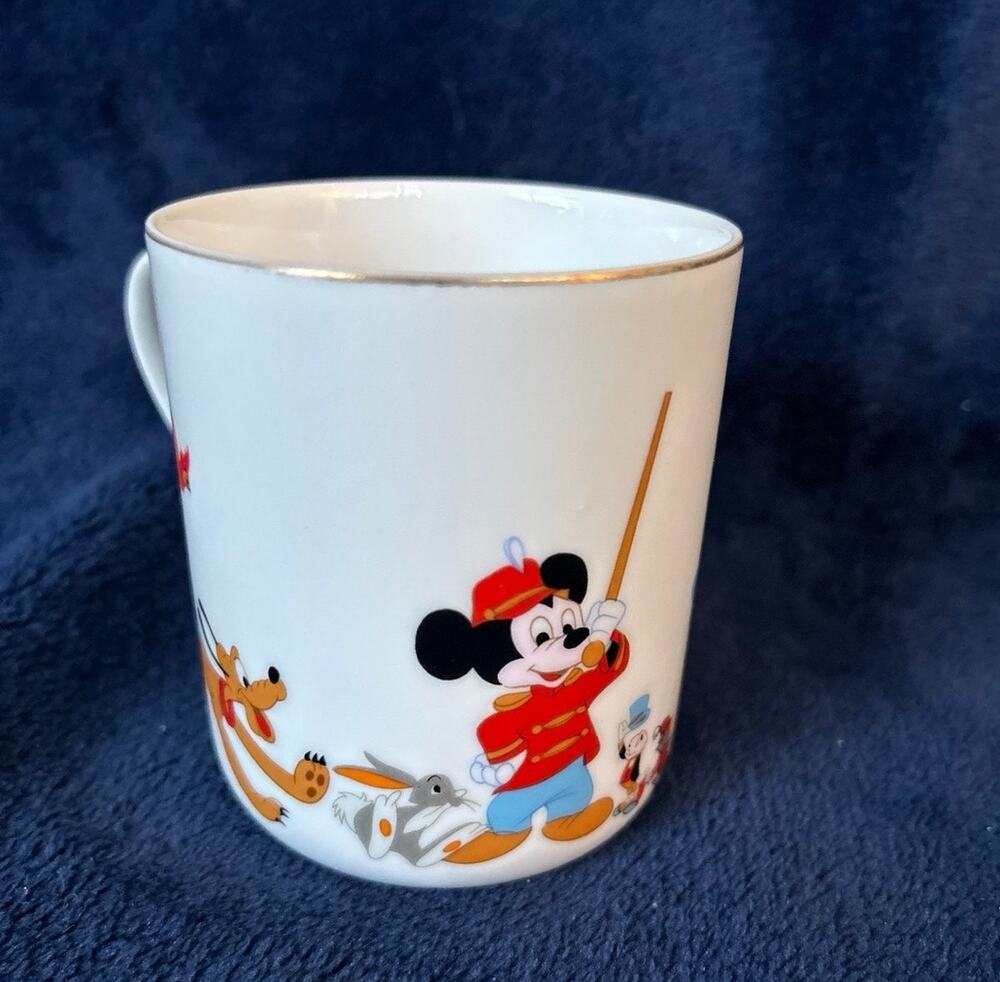 Mickey Mouse Parade Mug - Disney Land